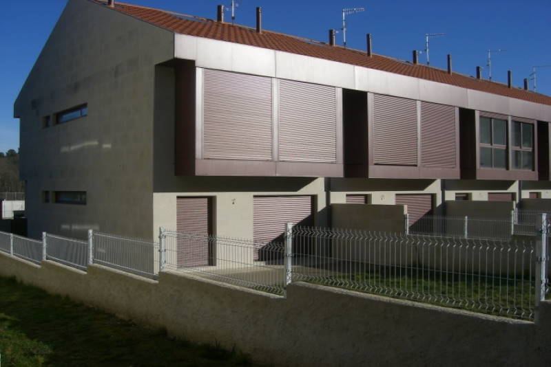 8 VIVIENDAS UNIFAMILIARES ADOSADAS EN ALLARIZ