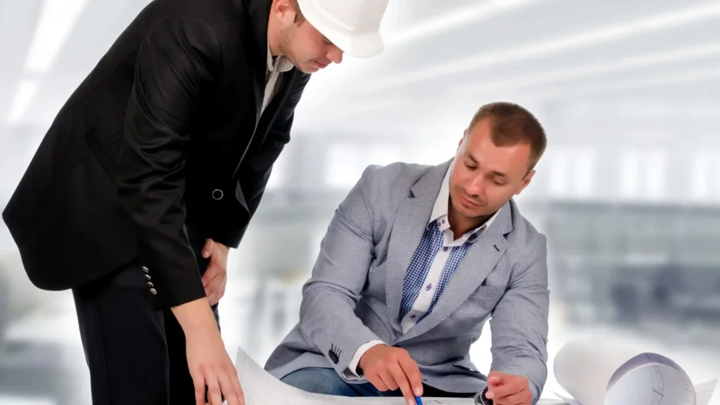 diferencia entre aparejador y arquitecto